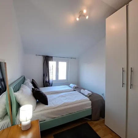 The View Apartment *