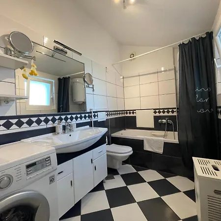 The View Apartment *