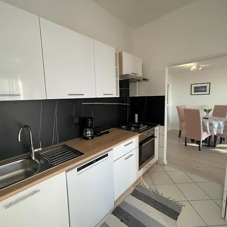 The View Apartment *